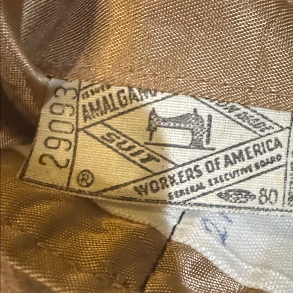 Sakowitz Christopher Clarlton 100%Camels HairTan Blazer with Button Closure - Picture 10 of 13